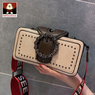 

On the new small bag women 2019 new wave broadband fashion shoulder small square bag texture retro Messenger bag