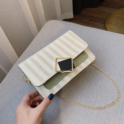 

2019 new Sen temperament chain Messenger bag fashion wild striped shoulder bag female simple contrast color woven bag