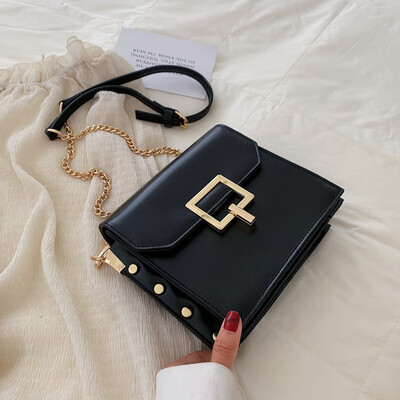 

Advanced foreign gas bag simple rivet bag new 2019 fashion chain small square bag single shoulder oblique satchel bag