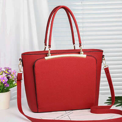 

Bag female spring new trend fashion large capacity shoulder bag