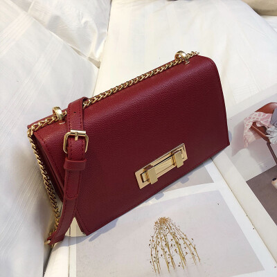 

Spring&summer port wind retro bag female 2019 new Korean version of the wild single shoulder slung texture sleek minimalist small square bag