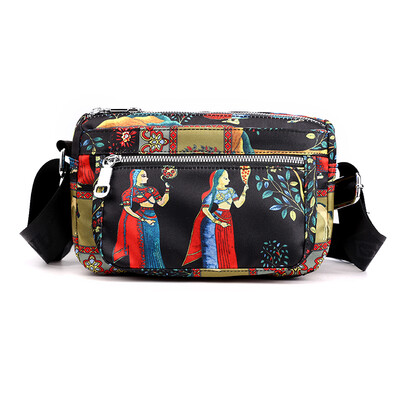 

Printed bag female Korean version of Joker Messenger bag fashion Oxford nylon canvas bag portable bag shoulder