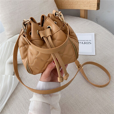 

Net red Lingge bag fashion ins mini bucket bag new 2019 Korean version of Joker shoulder slung bag