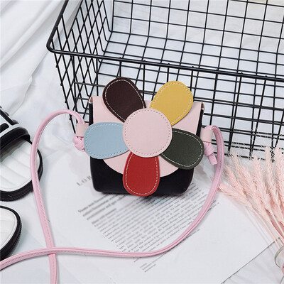 

Tailored Fashion Childrens Cute Cartoon Flower Color Matching Wild Shoulder Messenge Bag