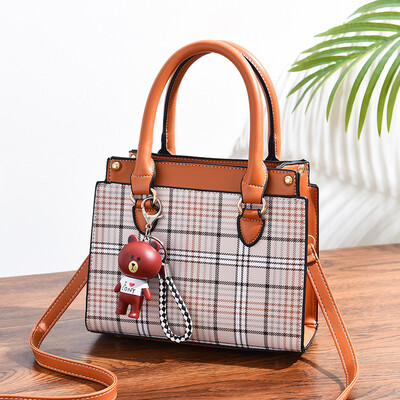 

2019 new one-shoulder handbags Europe&the United States fashion elegant big bag handbags handbags