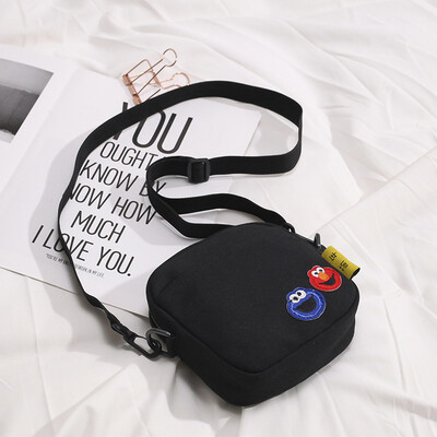 

Canvas bag small bag female 2019 new ins super fire cartoon girl cloth bag casual broadband shoulder Messenger bag