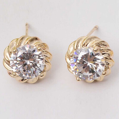 

Stud Earrings Ladies Fashion Crystal Earrings For Beautiful Woman And Girl