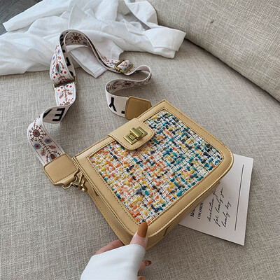 

Korean version of small bag 2019 new fashion broadband leisure shoulder bag fashion Joker slung small square bag