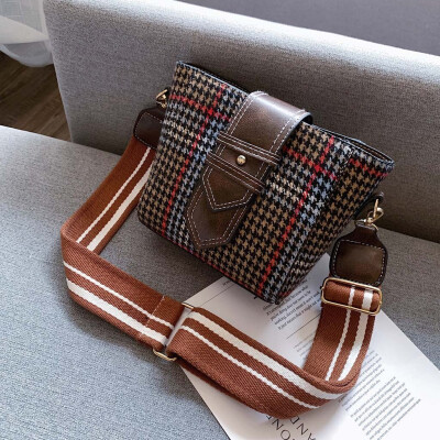 

Tailored Women 2019 New Wool Shoulder Bag Plaid Messenger Bag Fashion Bucket Bag