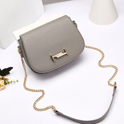 

Summer ins girls in the Korean version of the Chaozhou 2019 single shoulder slant bag fashion chain bag simple