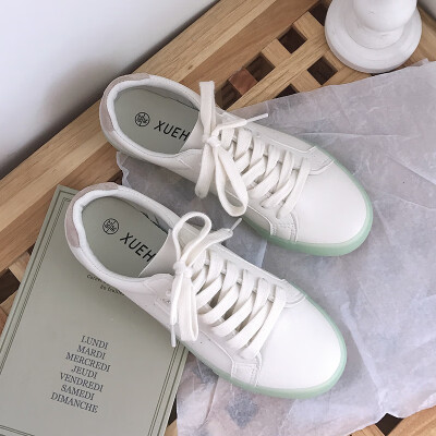 

Small white shoes woman 2019 new summer version of Korean version of autumn board shoes network celebrity leather jelly street sho