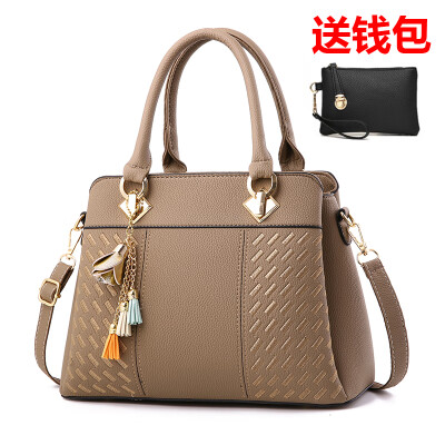 

Fashionable handbag with large capacity for middle-aged women on Mothers Day