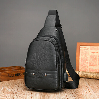 

Jeep mens chest bag slung shoulder bag chest bag casual bag Korean version of the small backpack mens bag pocket charge USB