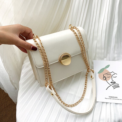 

Chic lock chain small bag red&foreign womens bag new style 2019 fresh one-shoulder oblique small square bag