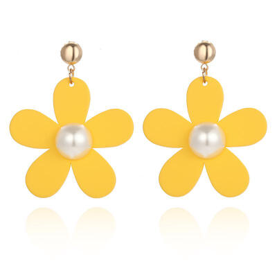 

Korean Trendy Pearl Earrings Acrylic Five-leaf Flower Dangle Drop Earrings For Women Long Earings Fashion Jewelry 2019 Oorbellen