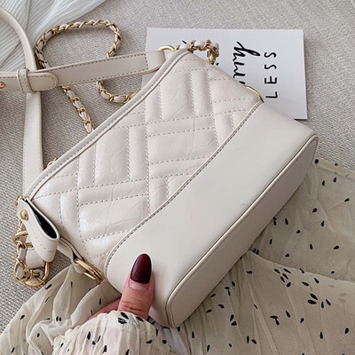 

Summer small fresh 2019 new Korean version chain single shoulder slant bag fashion hundred lap embroidered thread stray bag