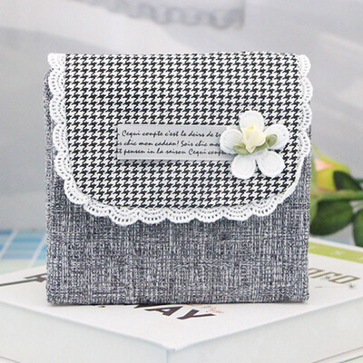 

Simple 3 Folding Cloth Fabric Portable Sanitary Napkin Storage Bag For Outdoor Travel