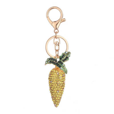 

Crystal Carrot Shaped Pendant Keychain Rhinestone Alloy Plating Key Chain Car Key Buckle Keyring