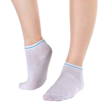 

Womens Fitness Pilates Socks Colorful Non Slip Massage Toe Durable Dance Ankle Grip Exercise Printed Letter Socks