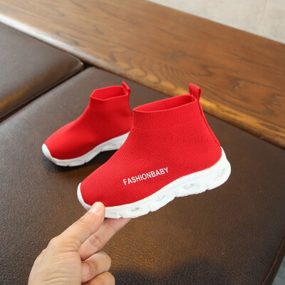 

New kids shoes Casual children shoes Fashionable LED Light Net Breathable children sneakers Soft Sports Walking Shoes