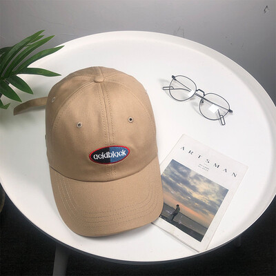 

New embroidered baseball cap in autumn&winter Student Korean version of leisure sports letter cap tide