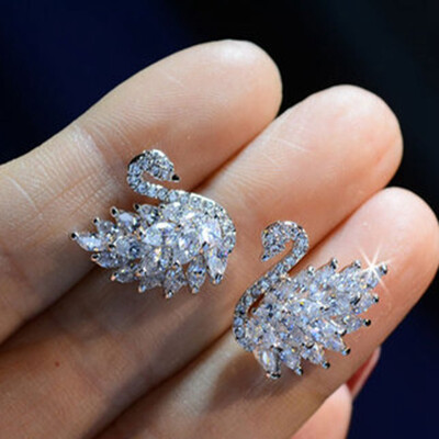 

New Silver Post Black White Color Clear Crystal Stud Earrings Women Fashion