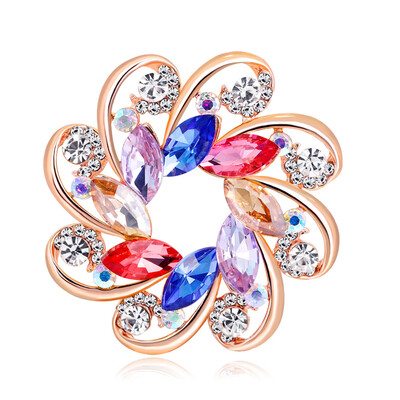 

Elegant Faux Pearl Brooch Rhinestone Scarf Ring Silk Scarf Buckle Clip Fashion Jewelry