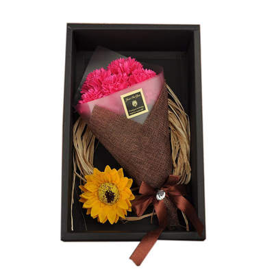 

7pcs Artificial Rose Soap Bouquets carnation Bouquet Gift Box Womens Romantic Gift Creative Birthday Gift Box For girls women