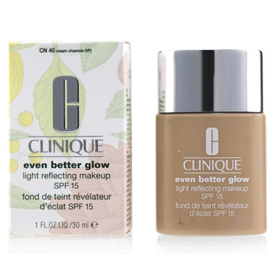 

CLINIQUE - Even Better Glow Light Reflecting Makeup SPF 15 - CN 40 Cream Chamois 30ml1oz