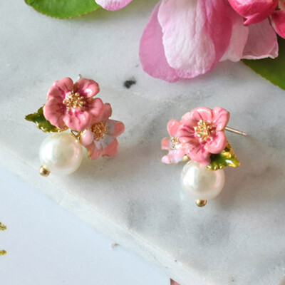 

Small fresh asymmetric flower circle earrings - flower circle Plants Flower Series Enamel Earring For Woman