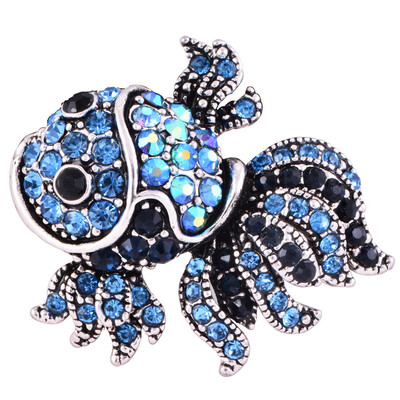 

Women Girls Goldfish Brooch Rhinestones Breastpin Animal Alloy Crystal Clothes Fish Pin Clip