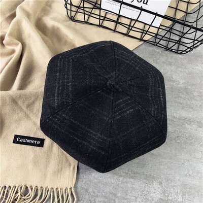 

Han version of beret womens winter casual plaid painter hat hundred-set temperament hair pumpkin hat literary retro hat tide