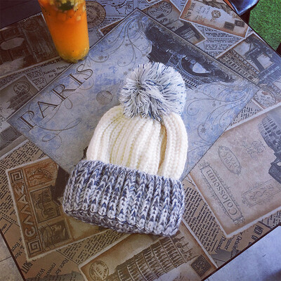 

Fallwinter 2019 new Hat ladies fashion casual wool Hat Super fur ball Hat warm knit Hat Korean version