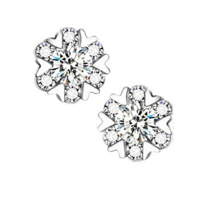 

Chic 1Pair Lady Korean Crystal Snowflake Ear Stud Earrings Gift