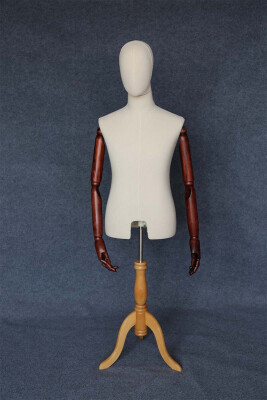 

SM Fabric Wrapped Male Mannequin with Wooden Arm 191981919919201