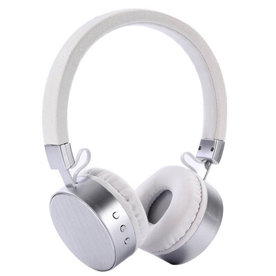 

2018 35mm bluetooth headphone wireless gaming headphones stereo 42 headphones for a mobile phone support IF card Key operation