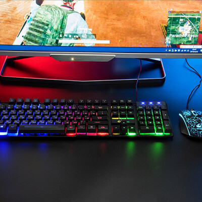 

Free Wolf Colorful Backlight Wired Gaming Keyboard & Mouse Combo Adjustable DPI Gaming Keyboard&Mouse Combo Russian Version T5