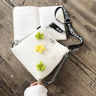 

Tailored Female Canvas Bag Letter Flower Print Shoulder Bag Lock Buckle Messenger Bag
