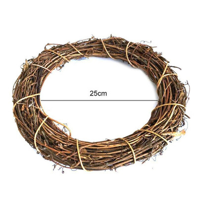 

Hand-woven Rattan Garland Shape Unique Home Wall Decoration Festive Party Supplies