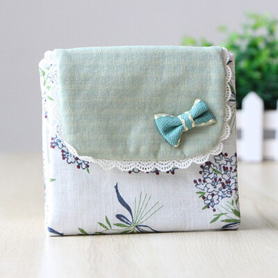 

Simple 3 Folding Cloth Fabric Portable Sanitary Napkin Storage Bag For Outdoor Travel