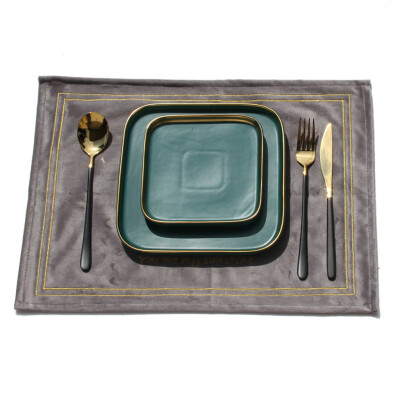 

Gobestart Gold Velvet Embroidered Western Mat Custom Velvet Anti-Hot Tableware Mat