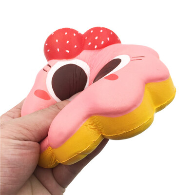 

YIWULA15cm Cartoon Strawberry Cake Squishy Slow Rising Cream Scented Decompression Toy