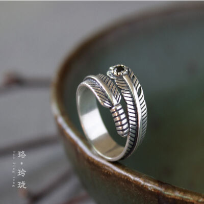 

Luo Linglong Thai silver sterling silver feathers ring personality retro ladies ring creative fashion ring