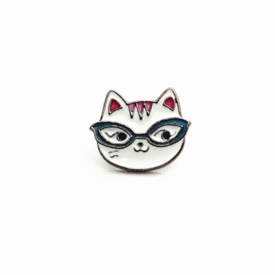 

Gernro Cats Badges For Clothes Metal Cartoon Badges On Backpack Pin Badge