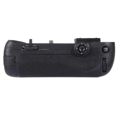 

PULUZ Vertical Camera Battery Grip для цифровой фотокамеры Nikon D7100 / D7200