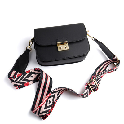 

Vini viney Messenger bag female cowhide wide shoulder strap small square bag fashion Korean version of the wild shoulder bag Messenger bag tide Anna red