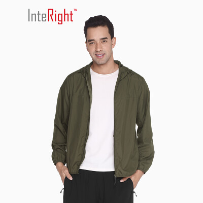 

INTERIGHT outdoor skin clothing men&women models lightweight waterproof breathable windbreaker army green male