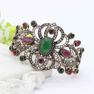 

Glossy Turkish Symmetrical Flower Resin Bracelet Cuff Women Vintage Hollow Resin Bangle Jewelry Antique Gold Color Upscale Gift
