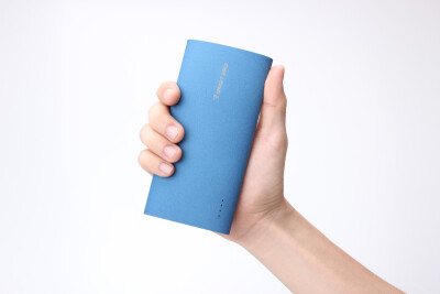 

SmartBird Q150 15600mAh Внешний аккмуляторзарядное устройство