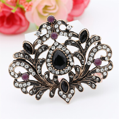 

Fashion Turkish Women Hijab Brooch Antique Gold Color Hollow Flower Resin Corsage Jewelry Indian Bohemia Ethnic Wedding Bijoux